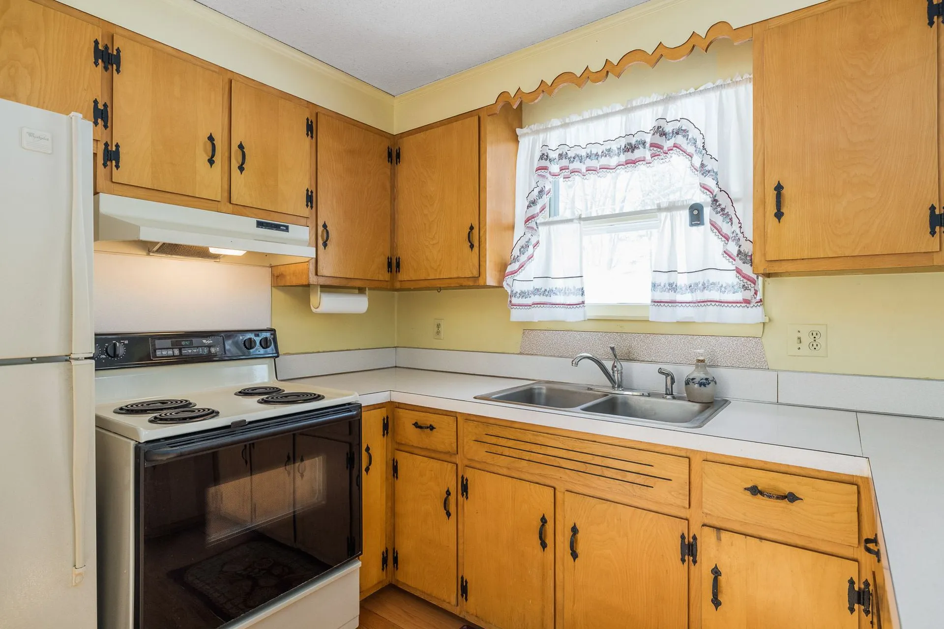 7 Coolidge Drive Portsmouth NH 03801