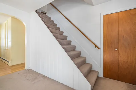 7 Coolidge Drive Portsmouth NH 03801