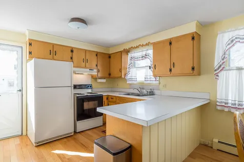 7 Coolidge Drive Portsmouth NH 03801
