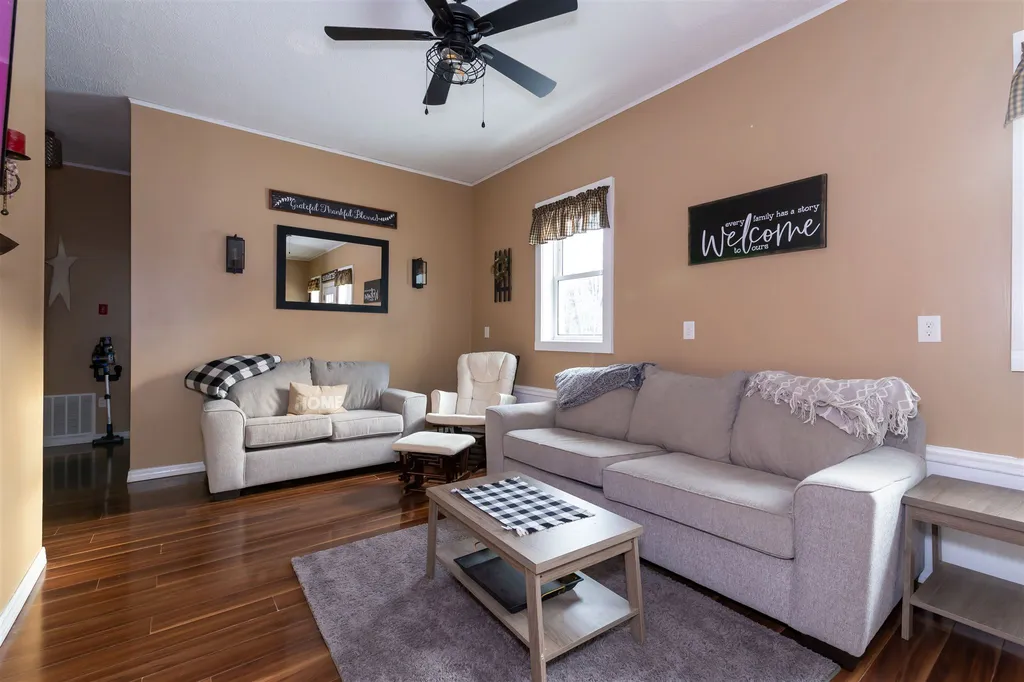 89 Spring Street Farmington NH 03835