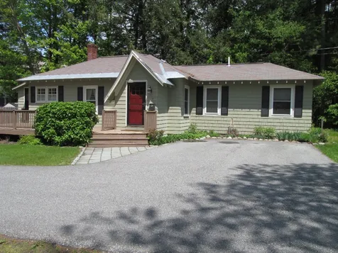 7 Longwood Place Claremont NH 03743