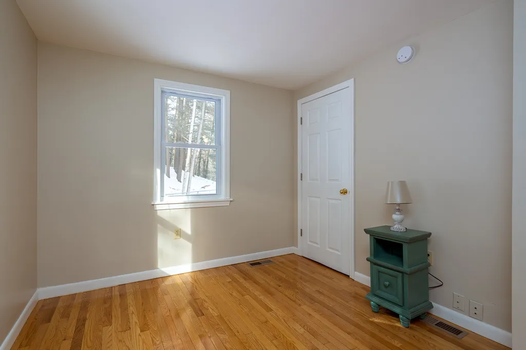 34 Wells Village Road Sandown NH 03873