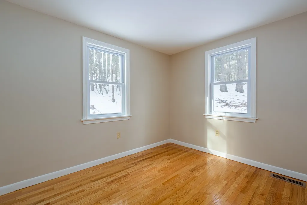34 Wells Village Road Sandown NH 03873