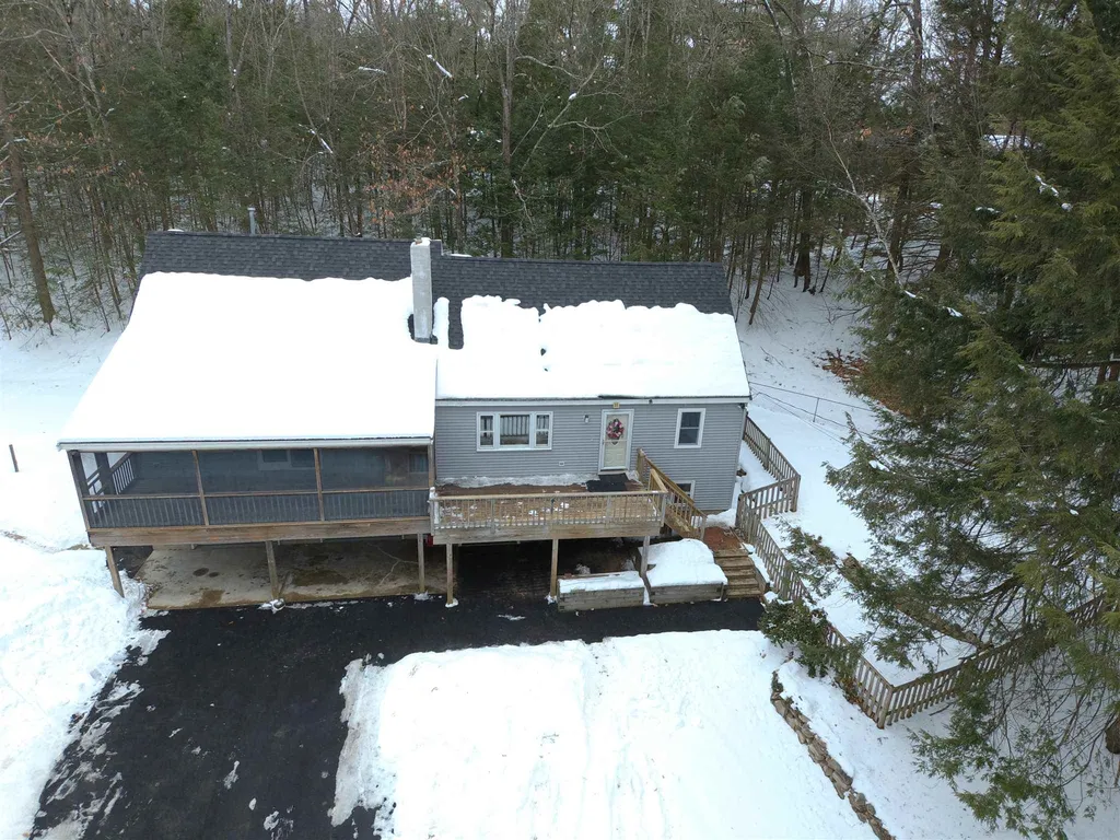 34 Wells Village Road Sandown NH 03873