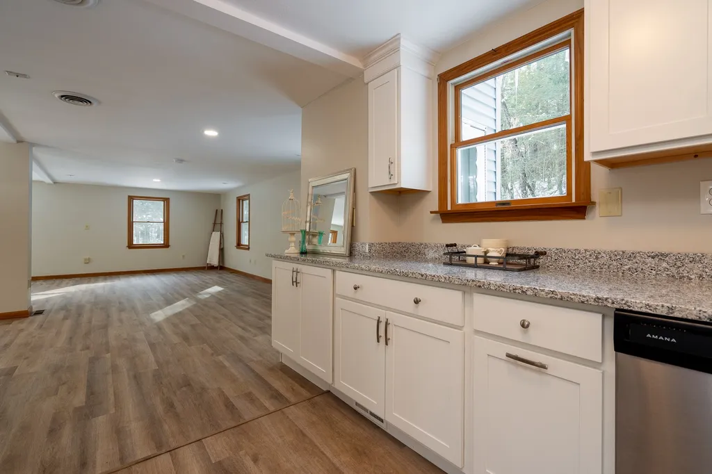 34 Wells Village Road Sandown NH 03873