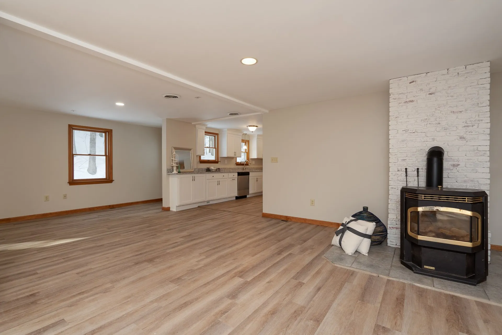 34 Wells Village Road Sandown NH 03873
