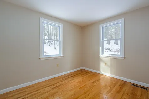 34 Wells Village Road Sandown NH 03873