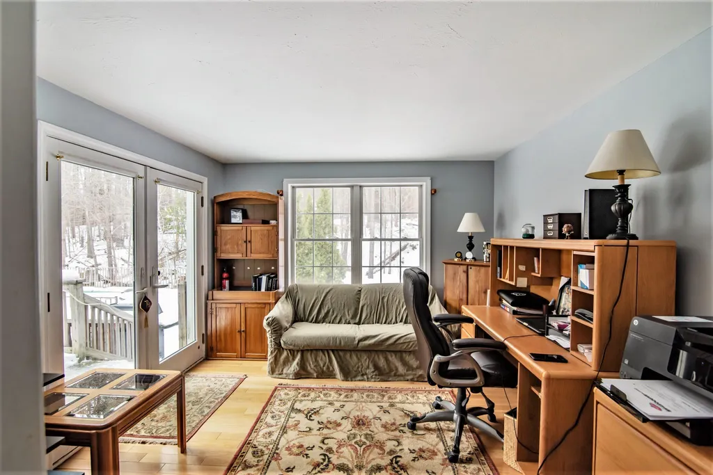 21 Magnolia Lane Derry NH 03038