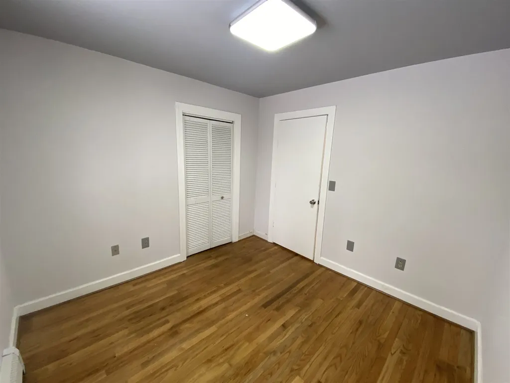 39 Cedar Street Hartford VT 05001