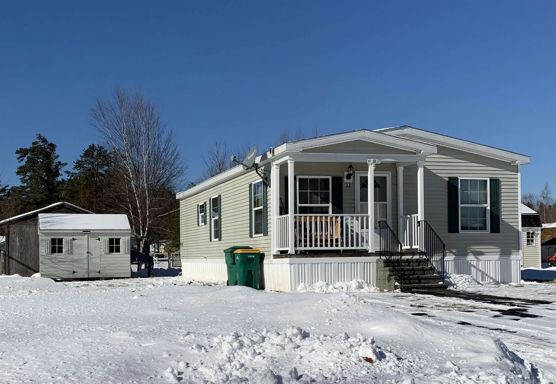 32 Mavis Avenue Rochester NH 03839