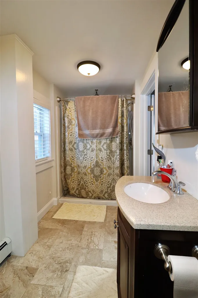 5 Rosemont Avenue Manchester NH 03103