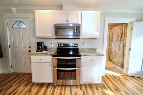 5 Rosemont Avenue Manchester NH 03103