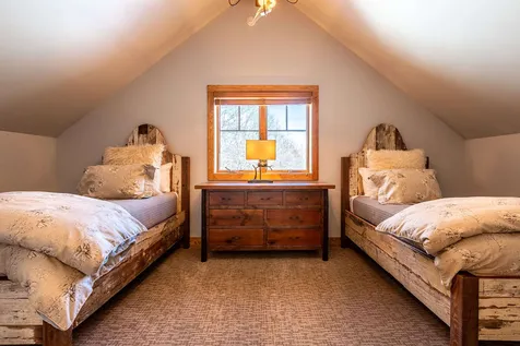 136 West Hill Road Ludlow VT 05149