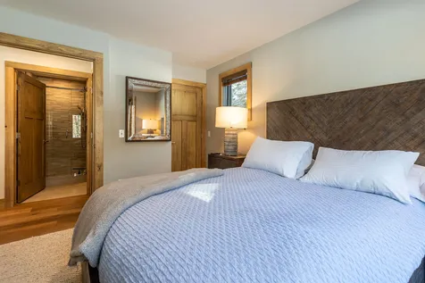 136 West Hill Road Ludlow VT 05149