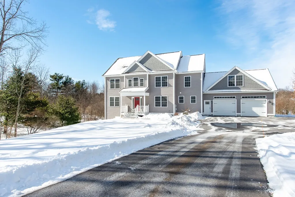17a Piscataqua Road Dover NH 03820