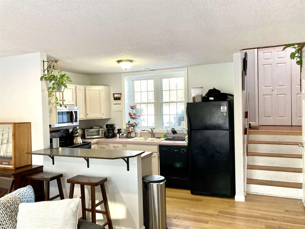 190 Oak Circle Colchester VT 05446