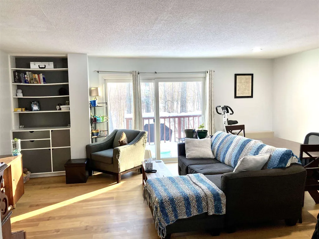 190 Oak Circle Colchester VT 05446