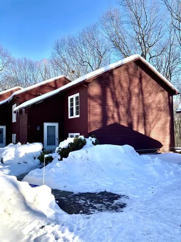190 Oak Circle Colchester VT 05446