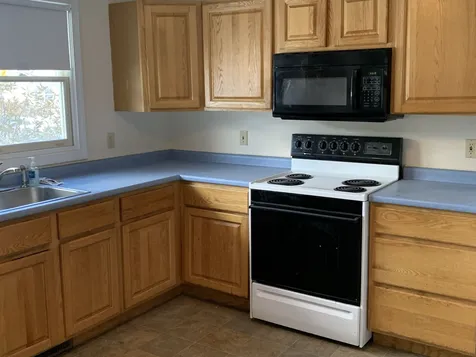 33 Long Hill Road Peterborough NH 03458