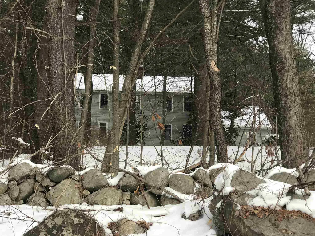 8 Jones Road Amherst NH 03031