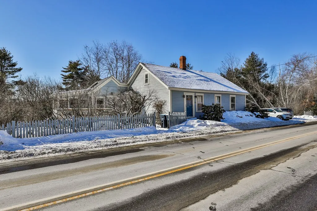 225 Deerfield Road Allenstown NH 03275