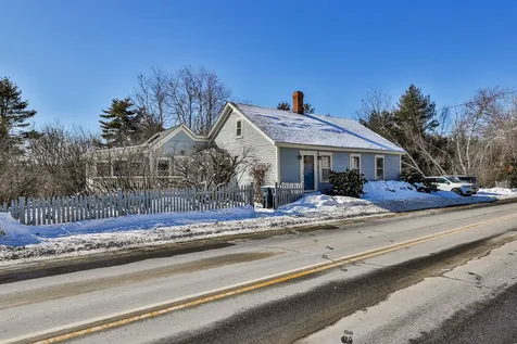 225 Deerfield Road Allenstown NH 03275