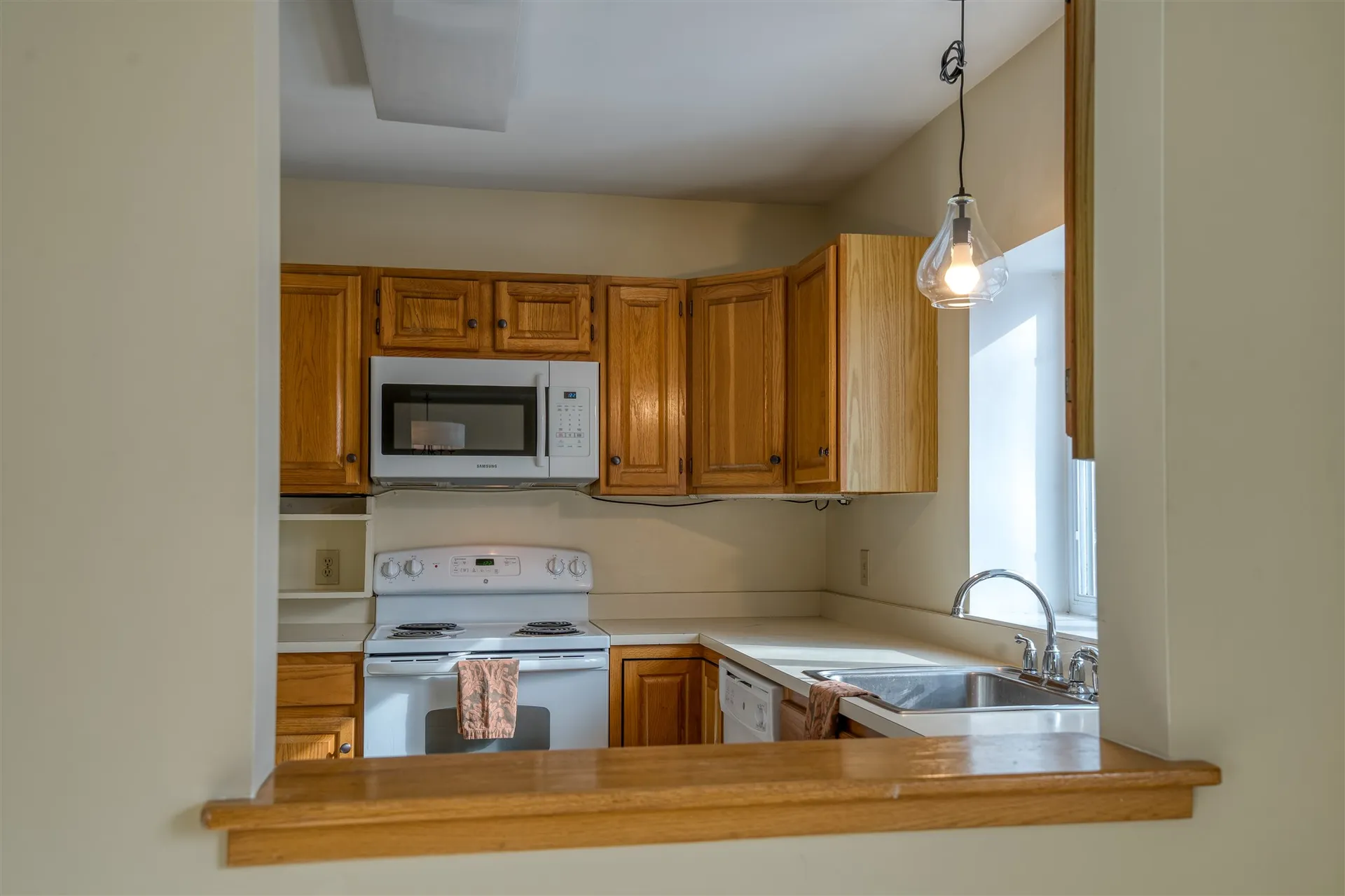 24 School Street Hanover NH 03755