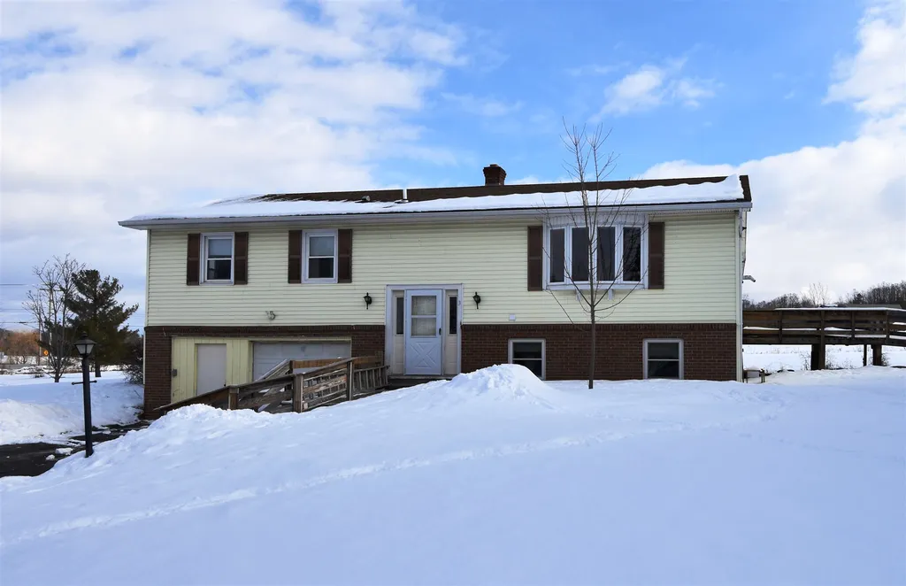 3 Adele Drive Vergennes VT 05491