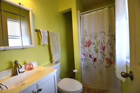 3 Adele Drive Vergennes VT 05491