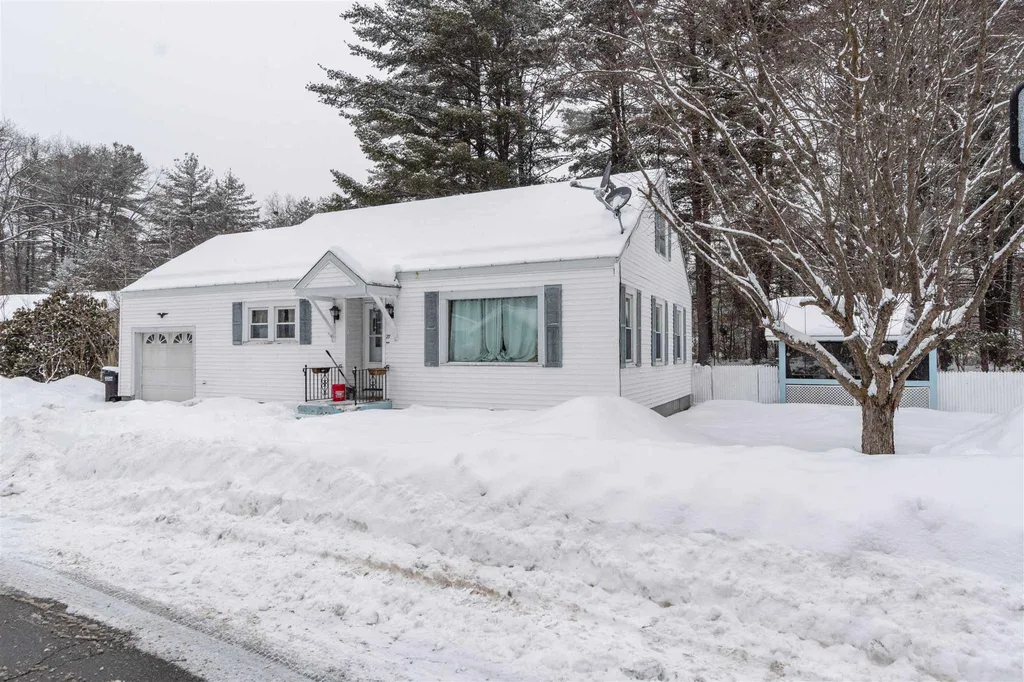27 Mann Court Claremont NH 03743