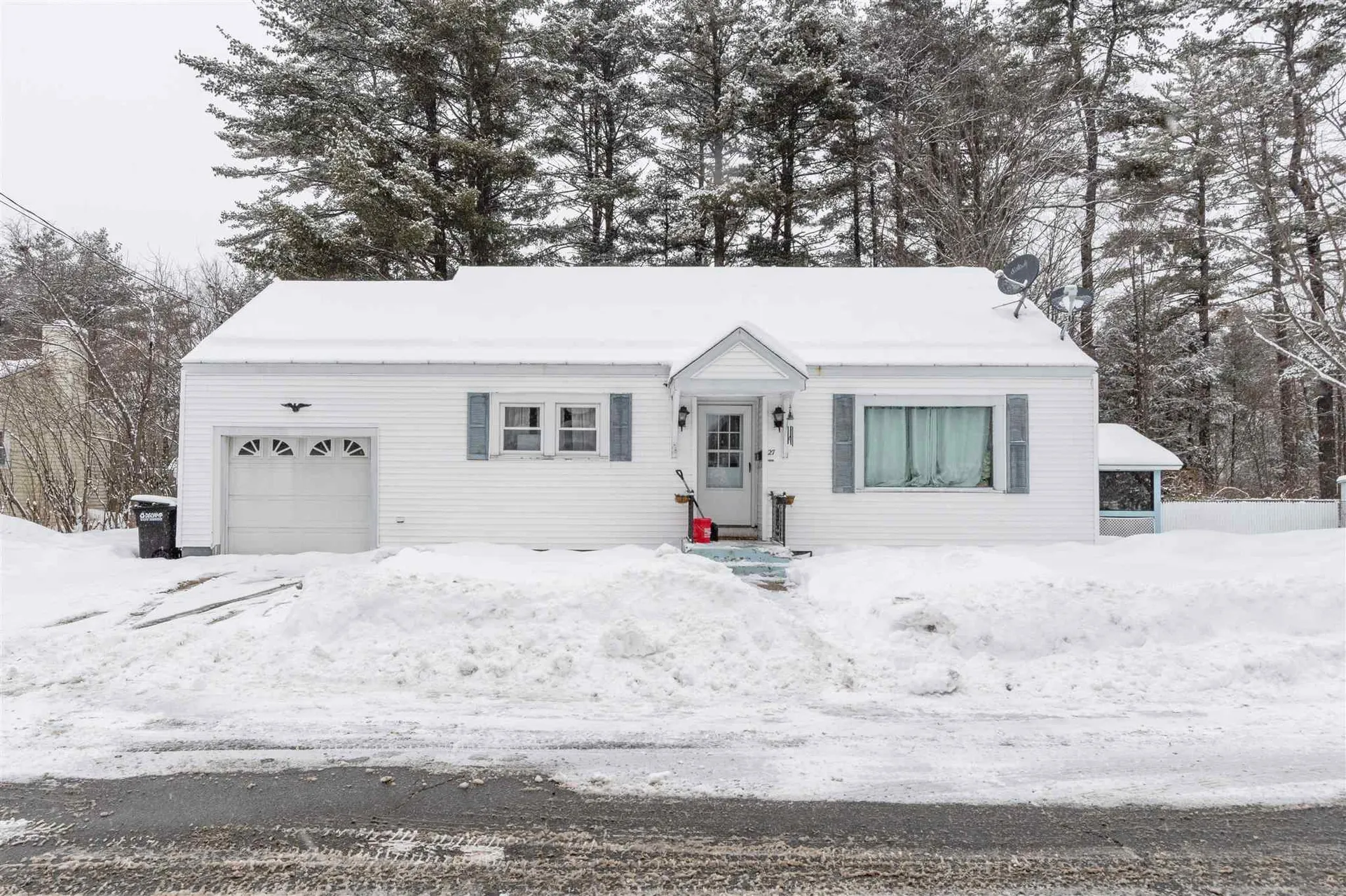 27 Mann Court Claremont NH 03743