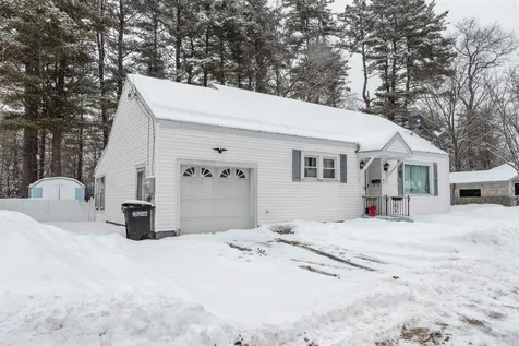 27 Mann Court Claremont NH 03743