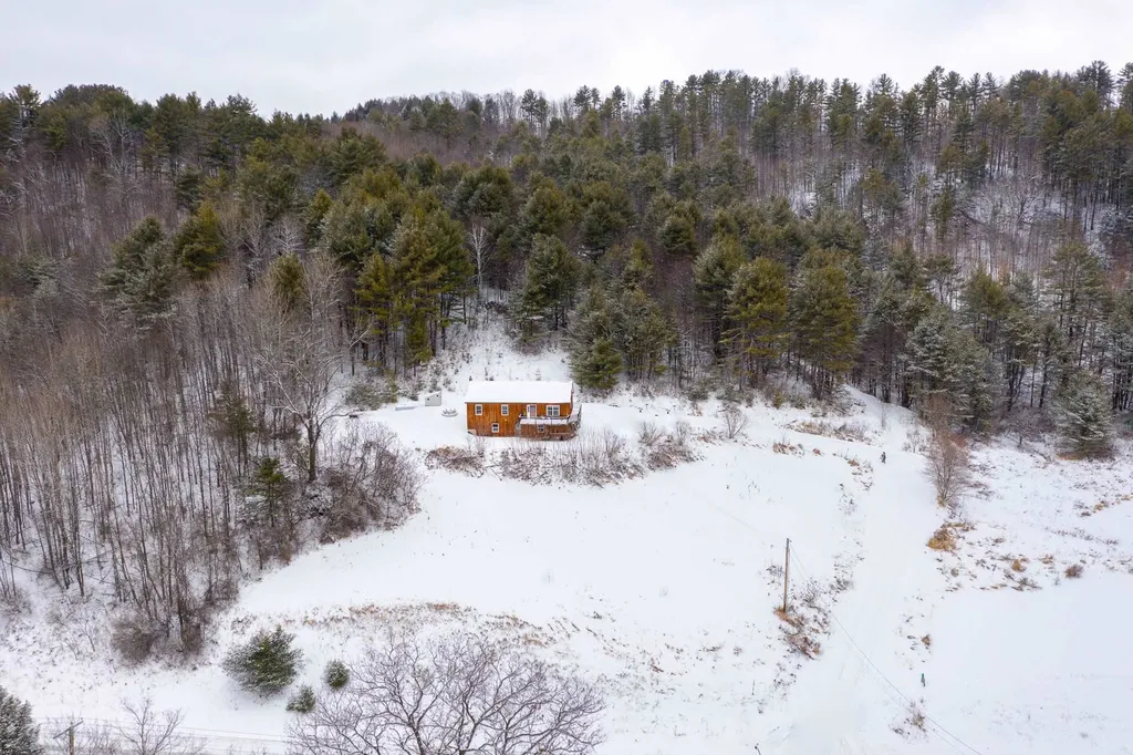 3464 Scott Highway Ryegate VT 05069