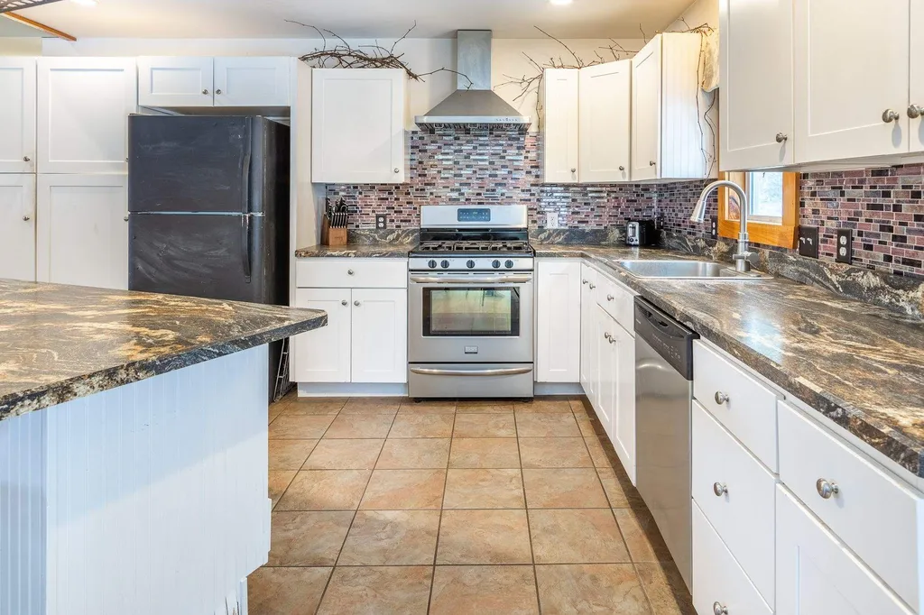 3464 Scott Highway Ryegate VT 05069