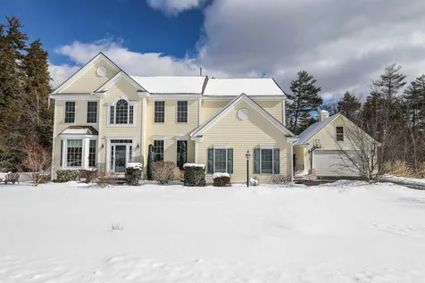 55 Barr Farm Road Bedford NH 03110