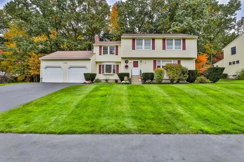 24 Macdonald Drive Nashua NH 03062
