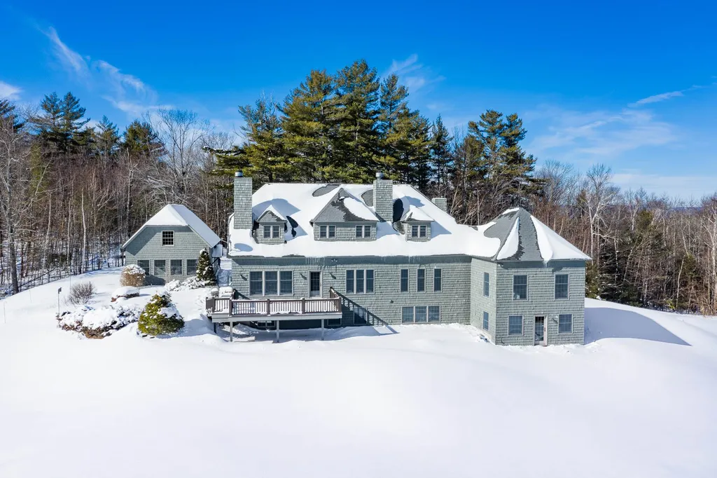 2 Algonquin Trail Hanover NH 03750