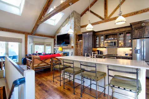 48 Mountain Reach Mews Road Stratton VT 05155