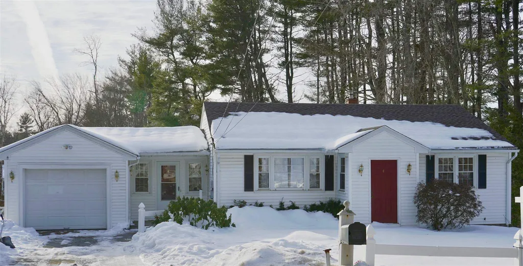 4 Marblehead Road Windham NH 03087