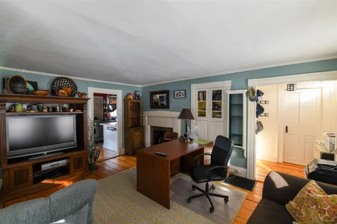 1077 Farr Hill Road Littleton NH 03561