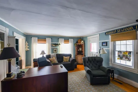 1077 Farr Hill Road Littleton NH 03561
