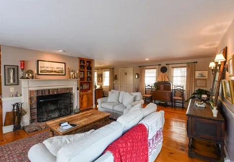 1077 Farr Hill Road Littleton NH 03561