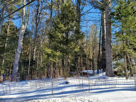 304 Nh Route 104 Danbury NH 03230