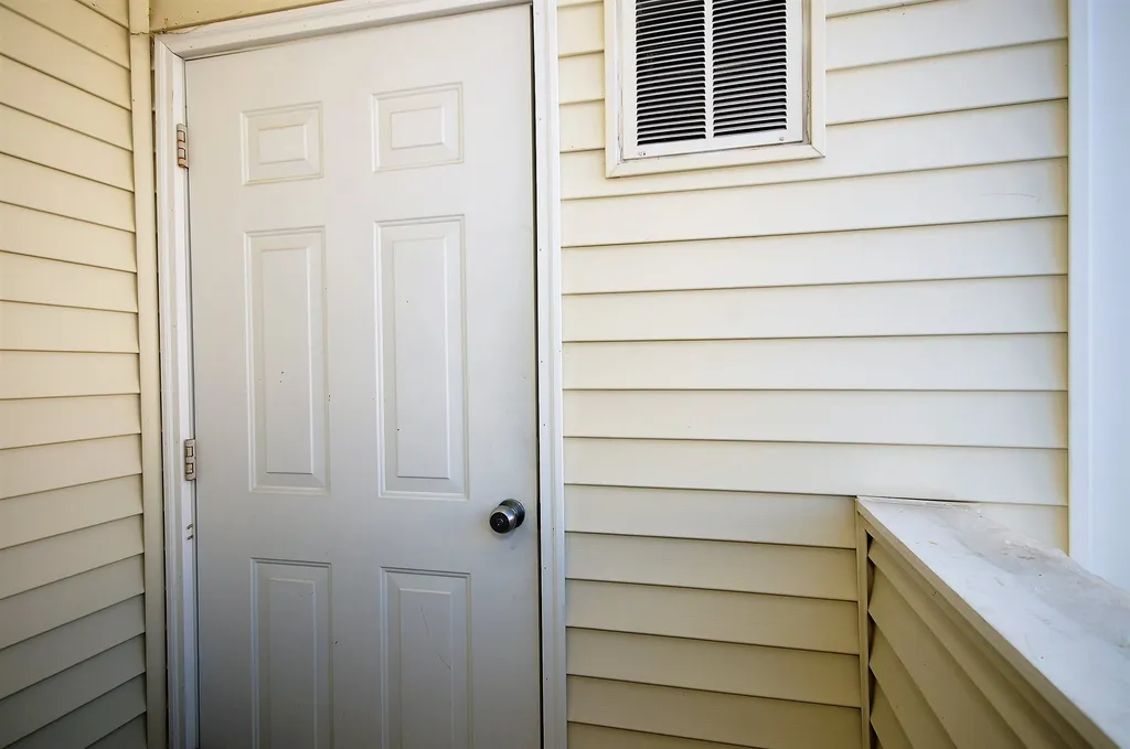 12 Vista Ridge Drive Londonderry NH 03053