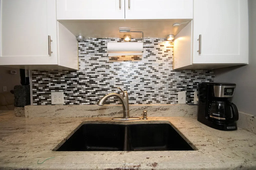 12 Vista Ridge Drive Londonderry NH 03053