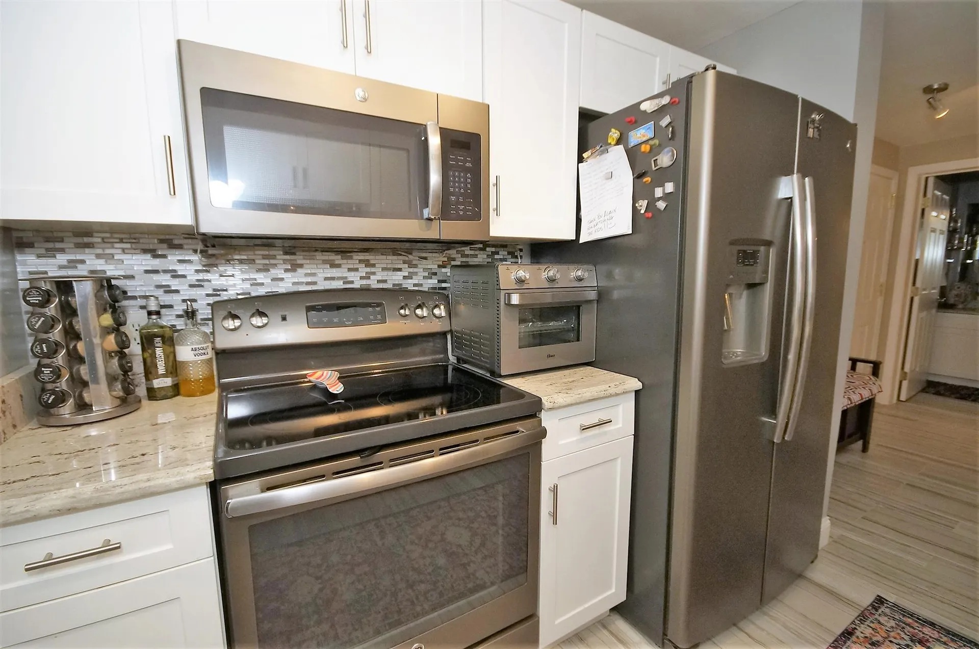 12 Vista Ridge Drive Londonderry NH 03053
