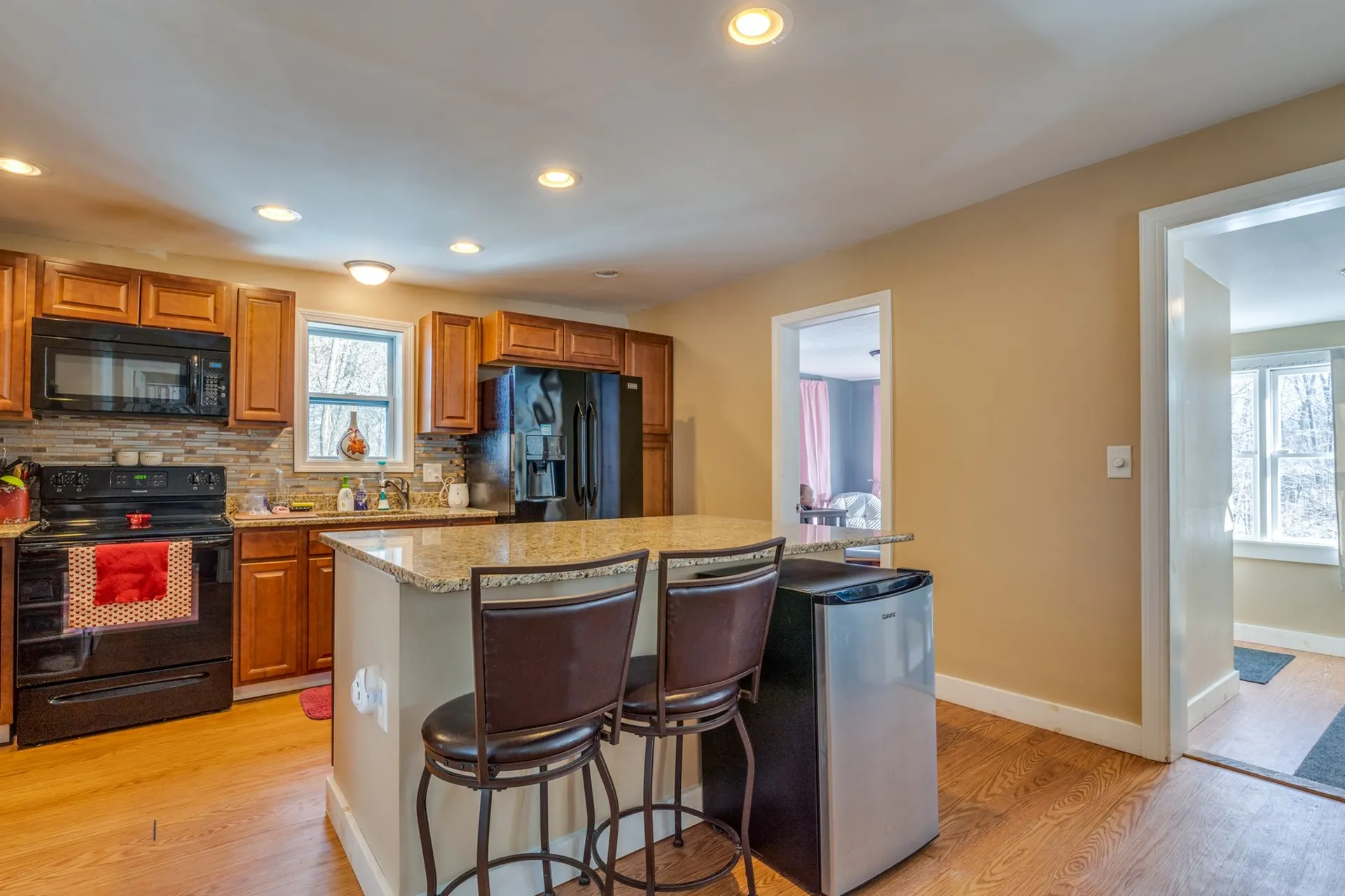 13 Hickory Court Farmington NH 03835