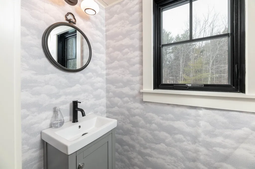 33 Mountain Drive Gilford NH 03249