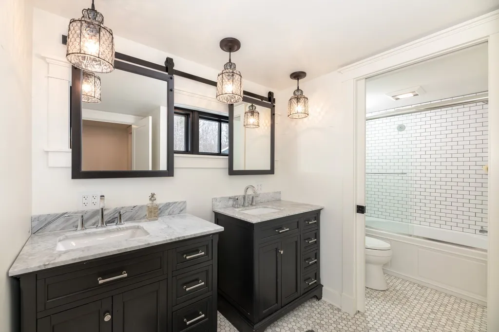 33 Mountain Drive Gilford NH 03249