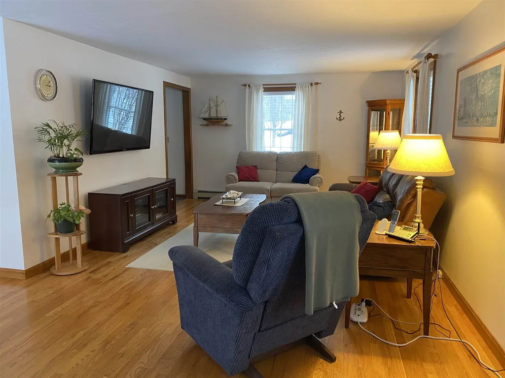 14 Brookwood Drive Concord NH 03301